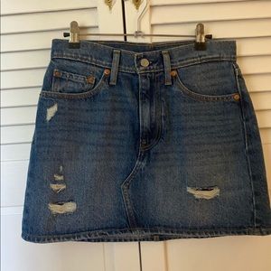 Levi’s Denim Mini Skirt